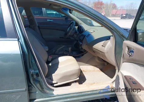 2006 Nissan Altima 2.5 S из США, поврежденный, VIN 1N4AL11D36C138597